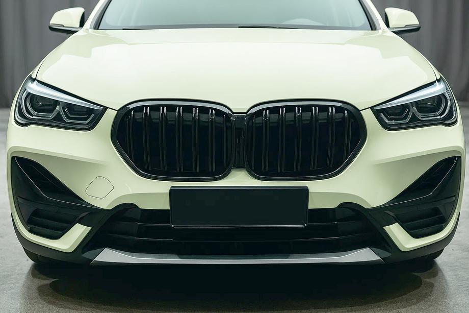 BMW X1 F48 2015-2022 Grila M-Look (2020-2022, Negru Lucios) Foto 1