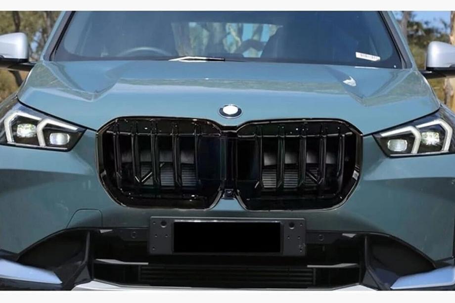 BMW X1/iX1 (U11) 2022- Rinichi 1 Bar (negru mat) Foto 1