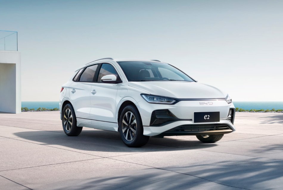 Revizuirea hatchback-ului electric BYD e2