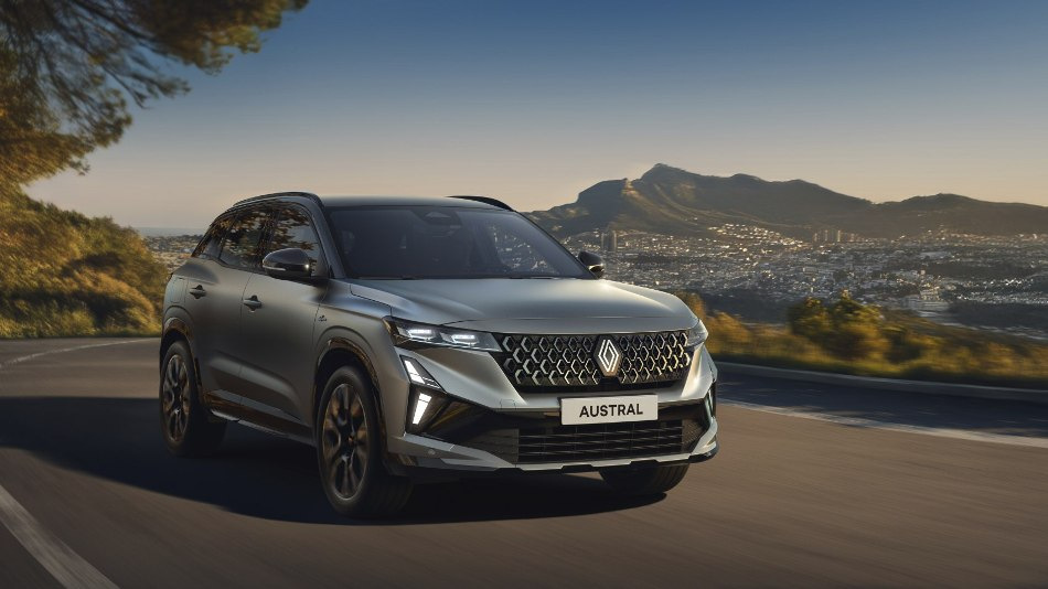 Revizuirea Renault Austral 2025: un crossover actualizat cu farmec francez