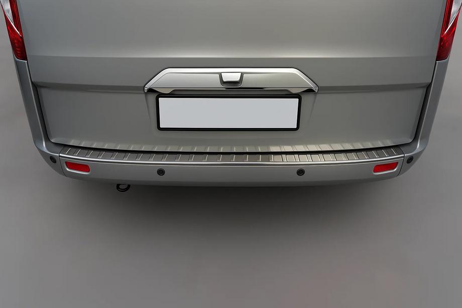 Ford Custom 2013-2022 Ornament cromat deasupra placutei de inmatriculare (pentru camera, inox) Image