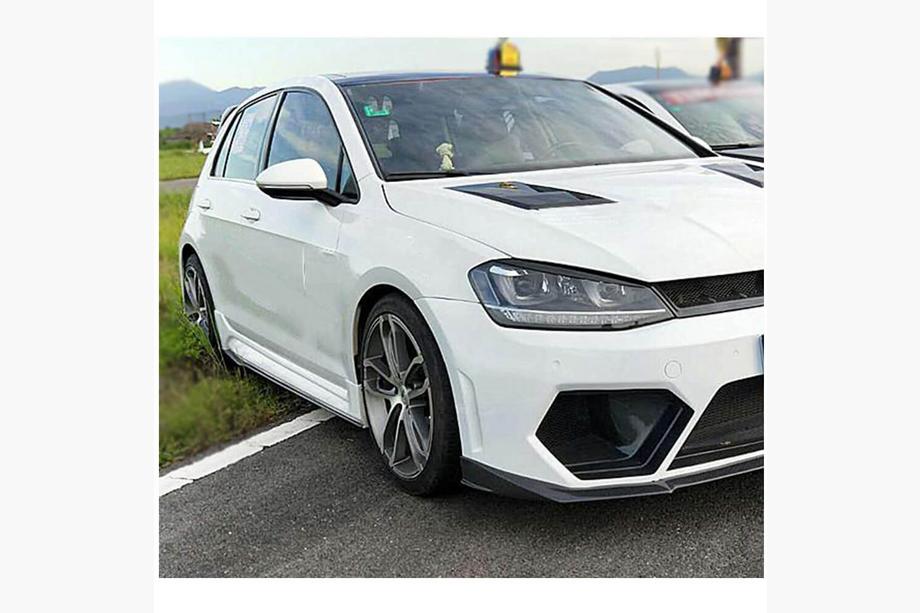 Volkswagen Golf 7/E-Golf 2012-2020 Praguri Laterale (pentru Base HB 2012-2017, Carbon) Foto 3