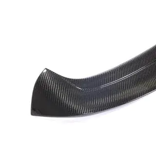Spoiler (pentru GTI si R32, Carbon) foto 4
