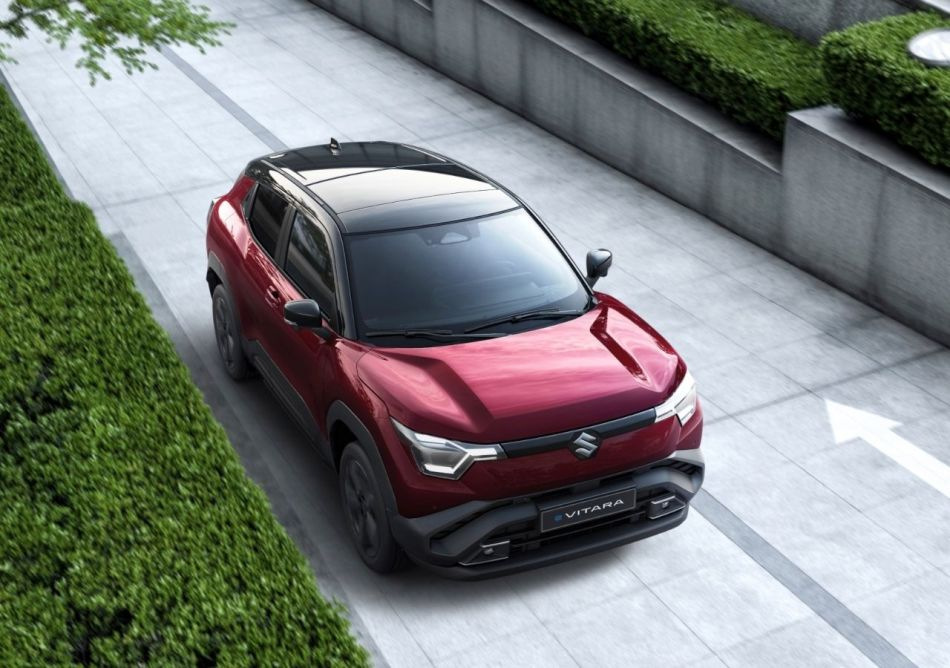 Recenzie Suzuki eVitara: Primul crossover electric de la Suzuki