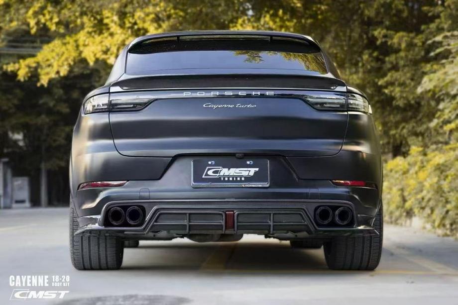 Porsche Cayenne 2018- Kit caroserie cmst-Style Carbon (pentru Coupe 2019-2022) Foto 2