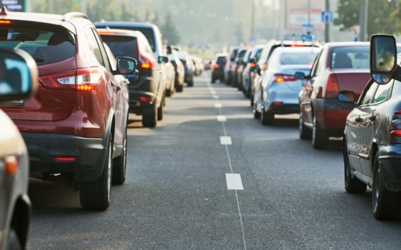 Cum să eviți supraîncălzirea mașinii în ambuteiaje vara: sfaturi practice