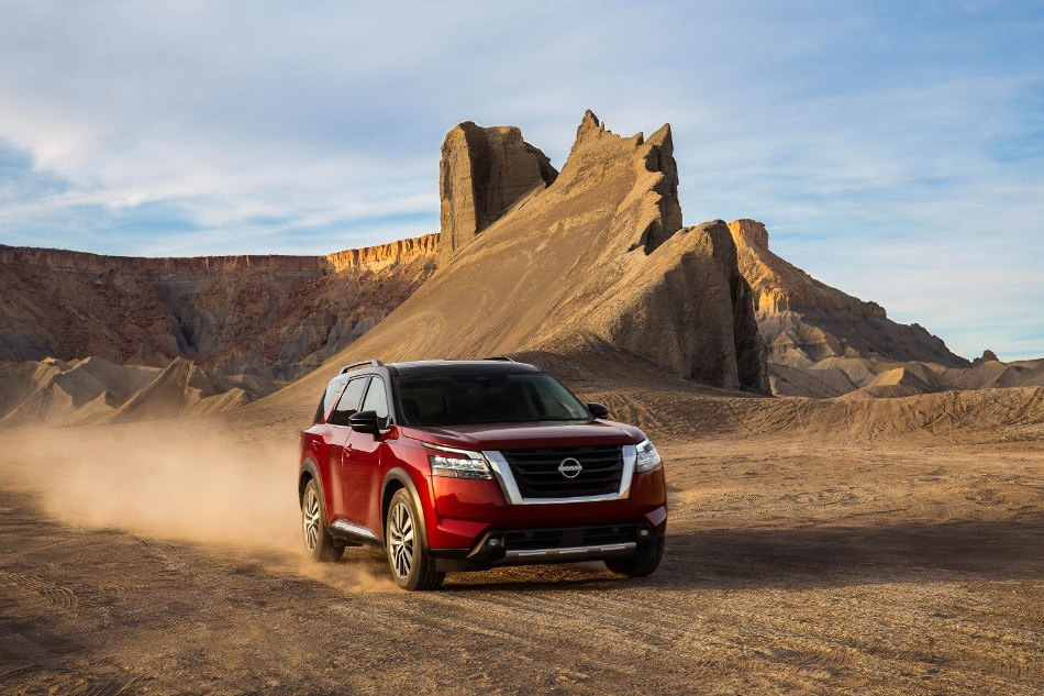 Recenzie Nissan Pathfinder generația V: Un SUV de familie de un nou nivel