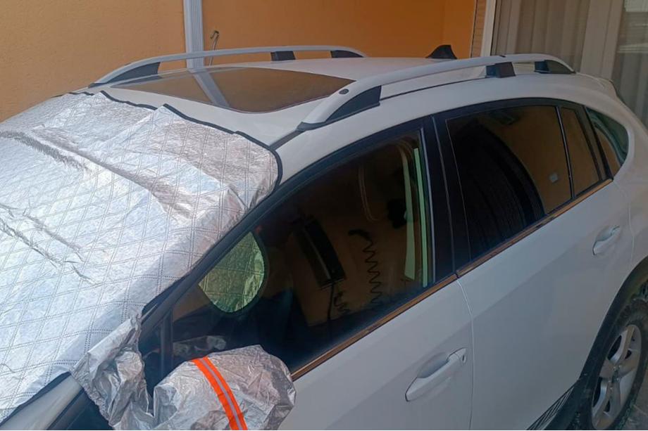 Subaru XV 2011-2017 Bare longitudinale CROWN (gri mat) Image