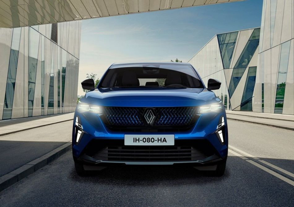 Recenzie Renault Rafale 2024: Un cross-coupe elegant
