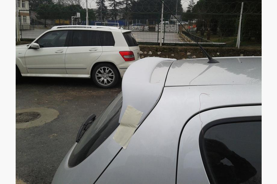 Hyundai I-20 2008-2012 Spoiler (grund pentru vopsire) Foto 2