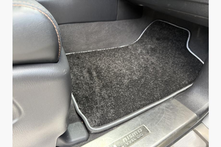 Nissan Armada 2016-2024 Covorase textile Deluxe (3 randuri, Negru) Foto 3