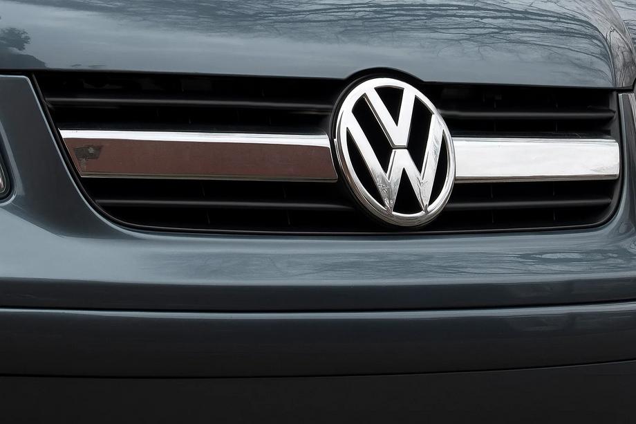 Volkswagen T5 Transporter 2003-2010 Capace centrale grila (2 buc, inox) Carmos - Otel Inoxidabil Turcesc Image