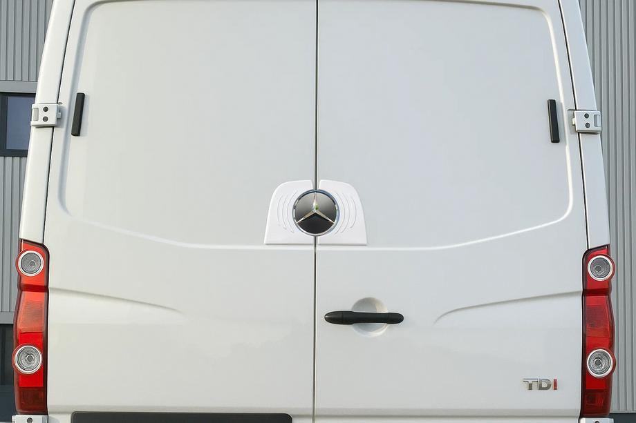 Mercedes Sprinter W906 2006–2018 Rama logo spate (inox) Image