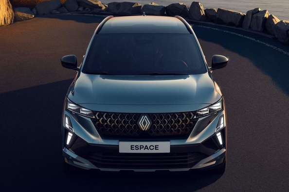 Renault Espace 2025: Recenzie a mașinii de familie actualizate