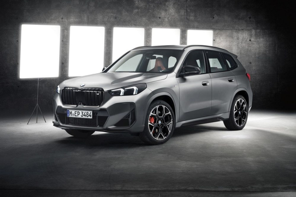 Recenzie BMW X1 M35i (U11): Un crossover compact sportiv Fotografie 1
