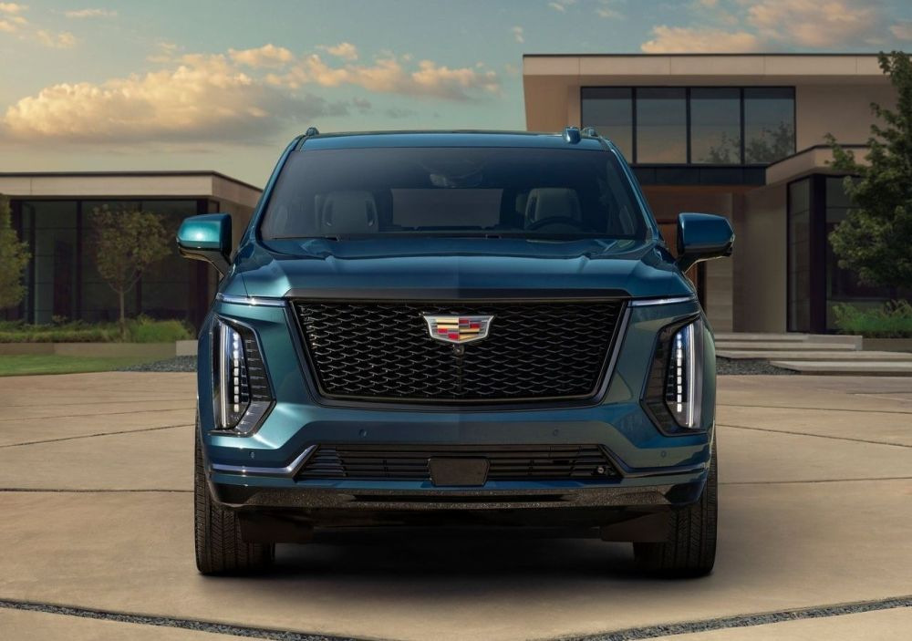 Recenzie Cadillac Escalade 2024: Un simbol reînnoit al luxului