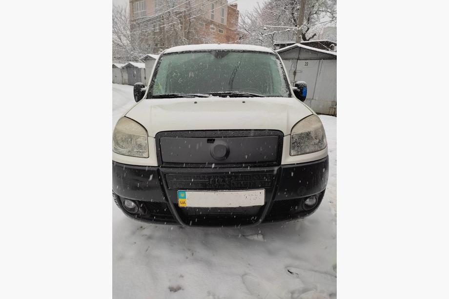Fiat Doblo I 2005-2010 Capac superior de iarna pentru grila Mat Foto 1