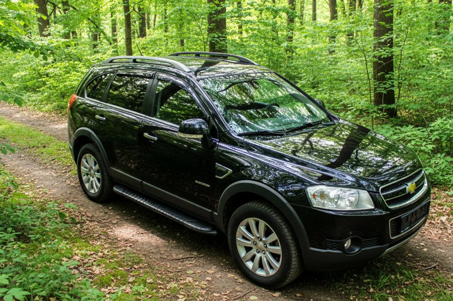 Chevrolet Captiva 2006-2019 Praguri Laterale Bosphorus Black (2 buc, Aluminiu) Image