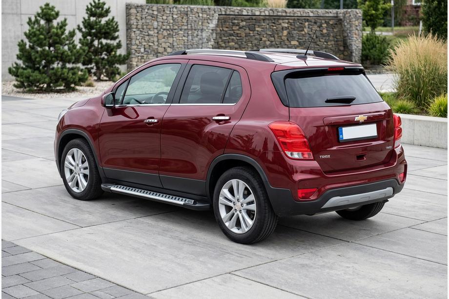 Chevrolet Trax 2012-2023 Praguri Laterale Line (2 buc, Aluminiu) Image