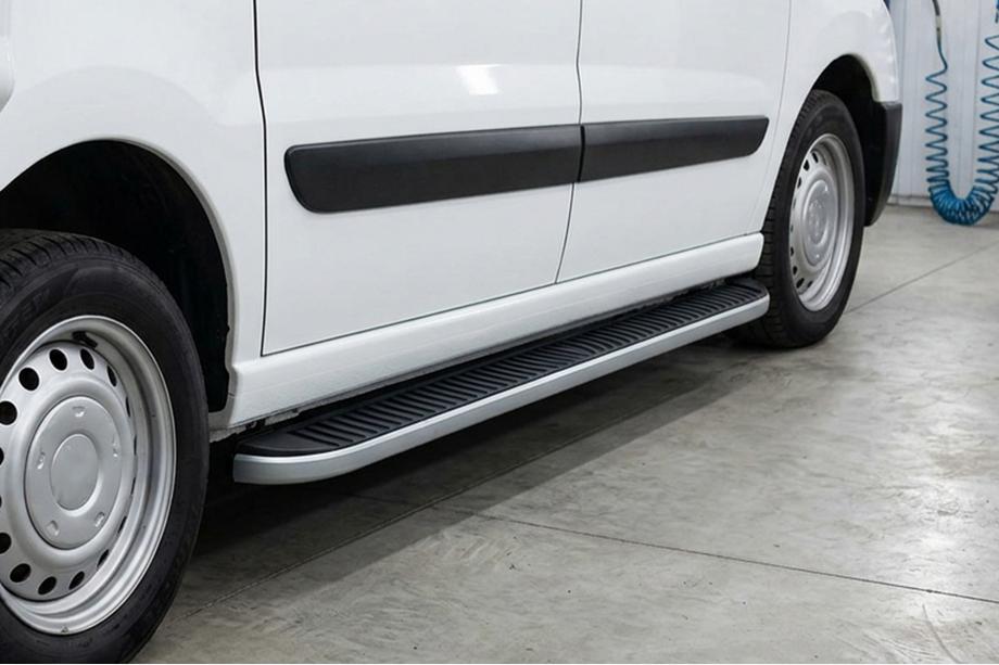 Citroen Jumpy 2007–2017 Praguri Laterale Tayga Grey (2 buc, Aluminiu) Image