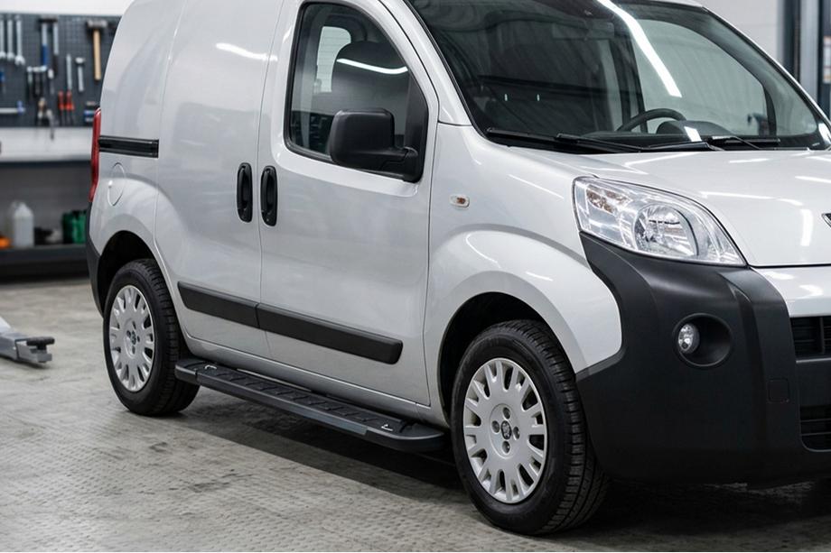 Citroen Nemo 2007-2017 Praguri Laterale RedLine Black (2 buc, Aluminiu) Image