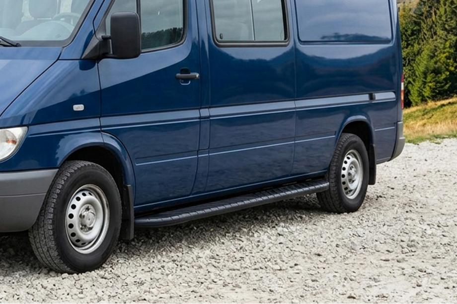 Volkswagen LT 1995-2006 Praguri Laterale Bosphorus Black (2 buc, Aluminiu) Image