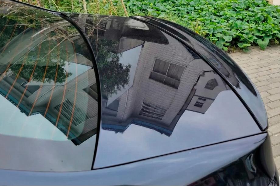 BMW 7 Series G11/G12 2015-2022 Spoiler P-Style (Negru Lucios) Image