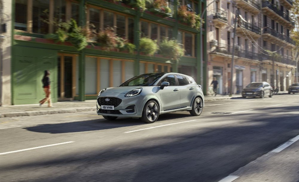 Recenzie Ford Puma 2025: Stil și dinamică actualizate