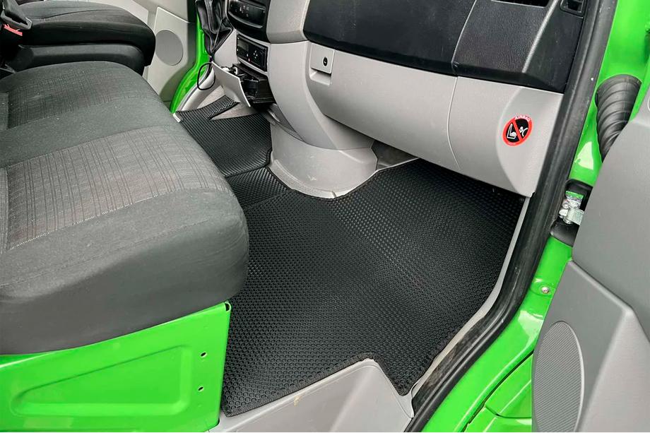 Volkswagen Crafter 2006-2016 Covorase din Cauciuc Carsuit V1 (Negre) Foto 2