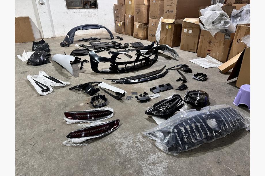 Mercedes AMG GT C190/R190 2014-2022 Kit caroserie GTR Pro Wide Carbon Foto 11