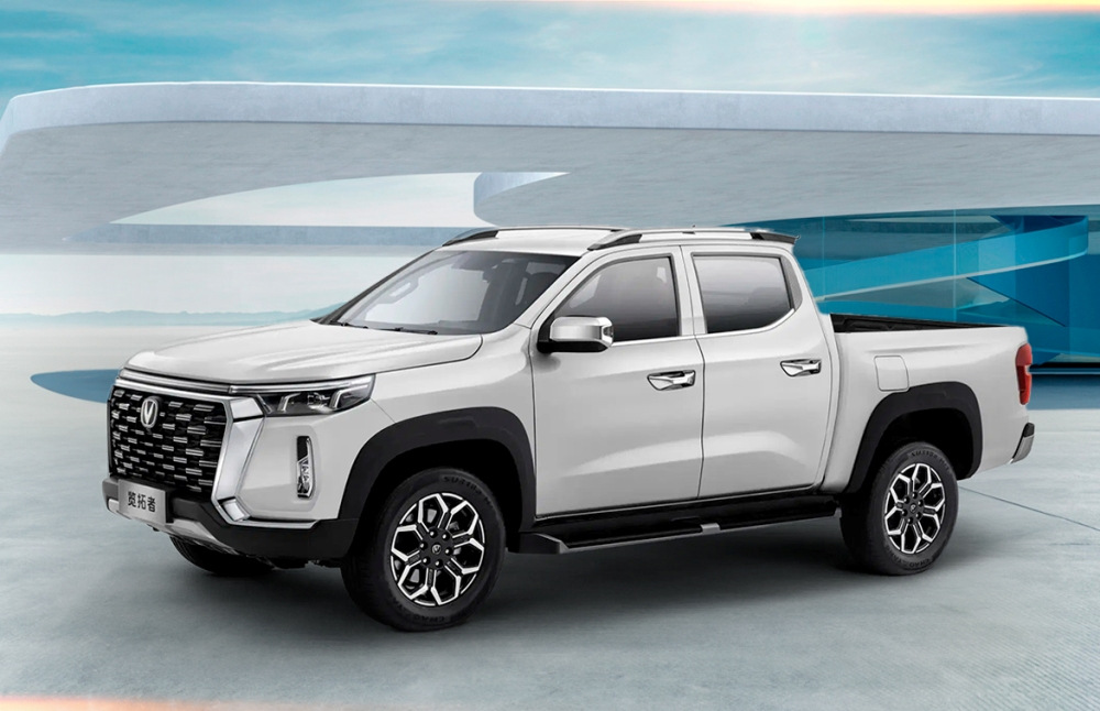 Recenzie a camionetei electrice Changan Explorer EV