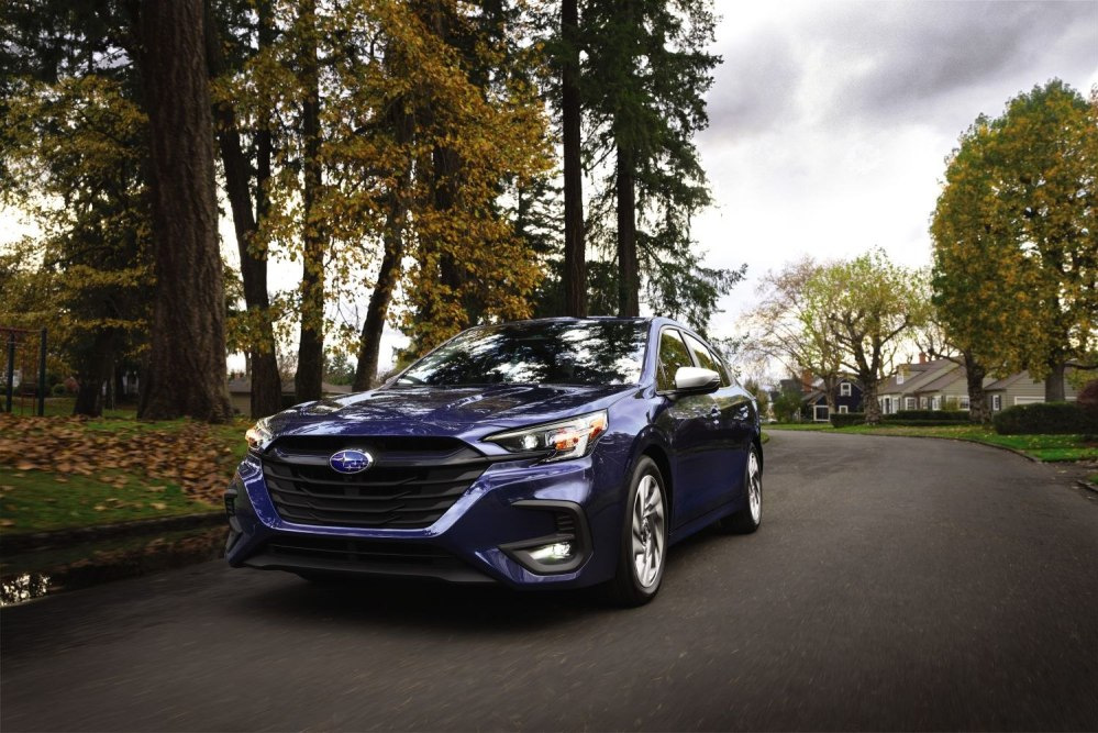 Recenzie Subaru Legacy: sedan facelift