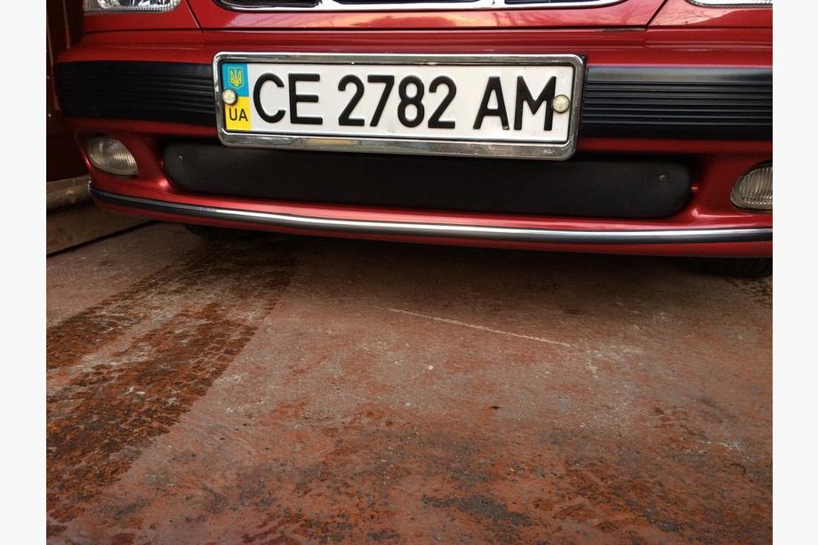Daewoo Lanos 1998-2017 Husa de iarna pentru grila (inferioara) lucios Foto 2