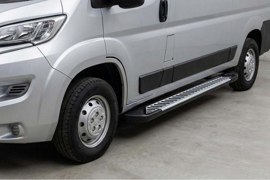 Citroen Jumper 2007-2025 Praguri Laterale Line (2 buc, Aluminiu) Image