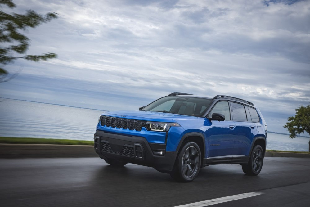 Recenzie Jeep Cherokee 2025 Sixth Incarnation: Întoarcerea unei legende