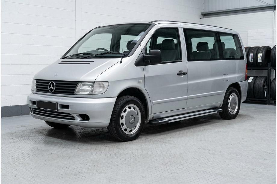 Mercedes Vito W638 1996-2003 Praguri Laterale Rainbow (2 buc, Aluminiu) Image