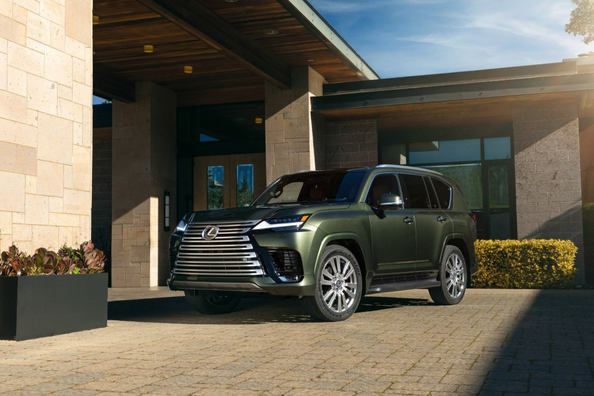Recenzie Lexus LX 700h 2025: SUV hibrid de a patra generație Fotografie 2