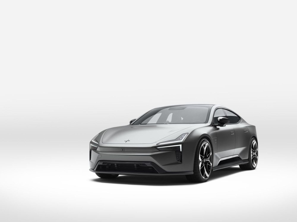 Recenzie Polestar 5 2025: sedan electric emblematic