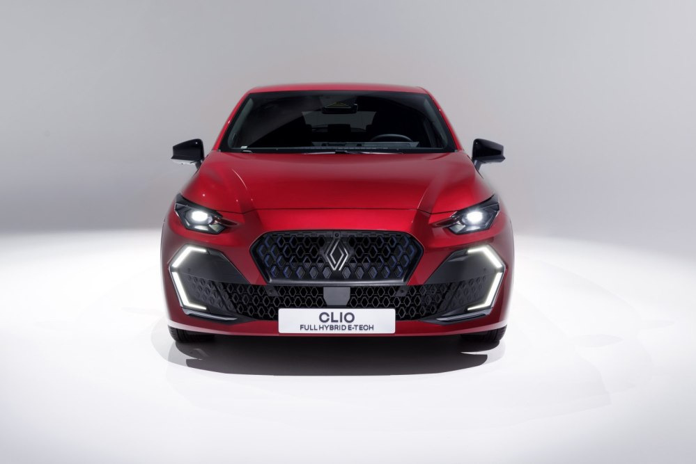 Recenzie Renault Clio 2026: Specificații tehnice, echipamente, fotografii