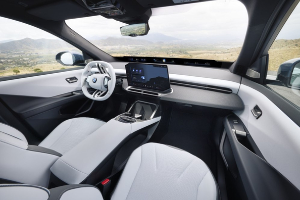 Recenzie a noului BMW iX3 2026: Era electrică a Neue Klasse Fotografie 6