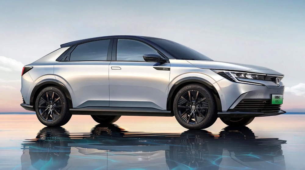 Recenzie a crossover-ului electric Honda e:NP2