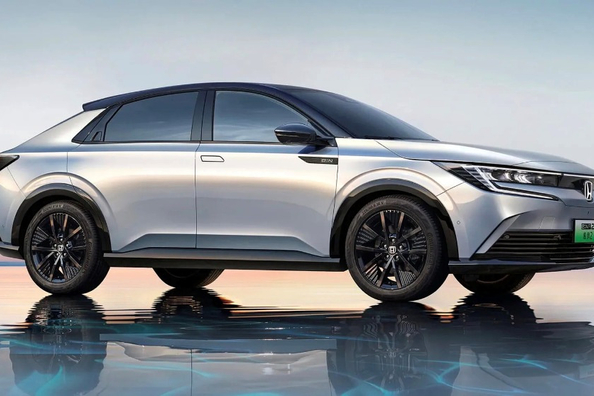 Recenzie a crossover-ului electric Honda e:NP2
