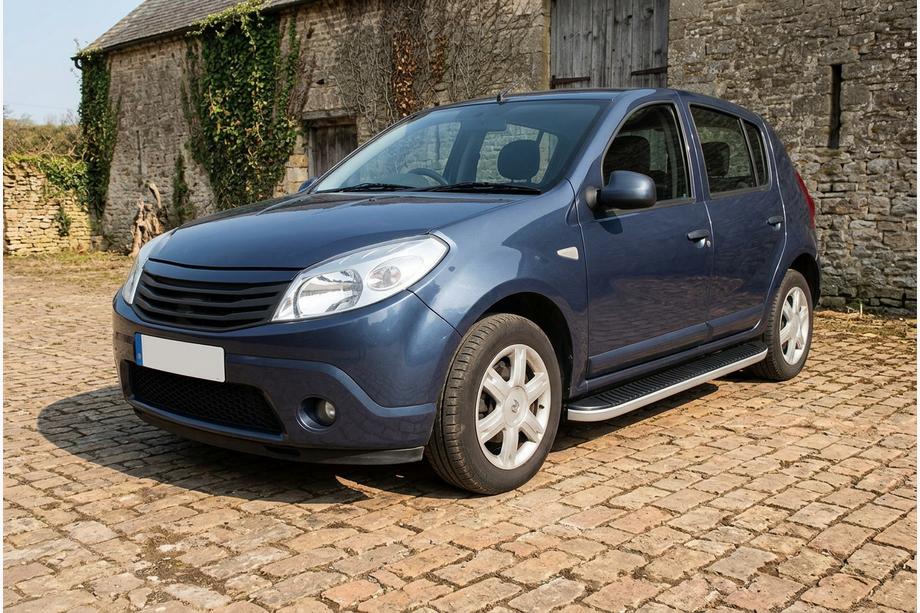 Dacia Sandero 2007-2013 Praguri Laterale Tayga (2 buc, Aluminiu) Image