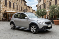 Renault Sandero 2007-2013 Praguri Laterale Duru (2 buc, Aluminiu) foto 1