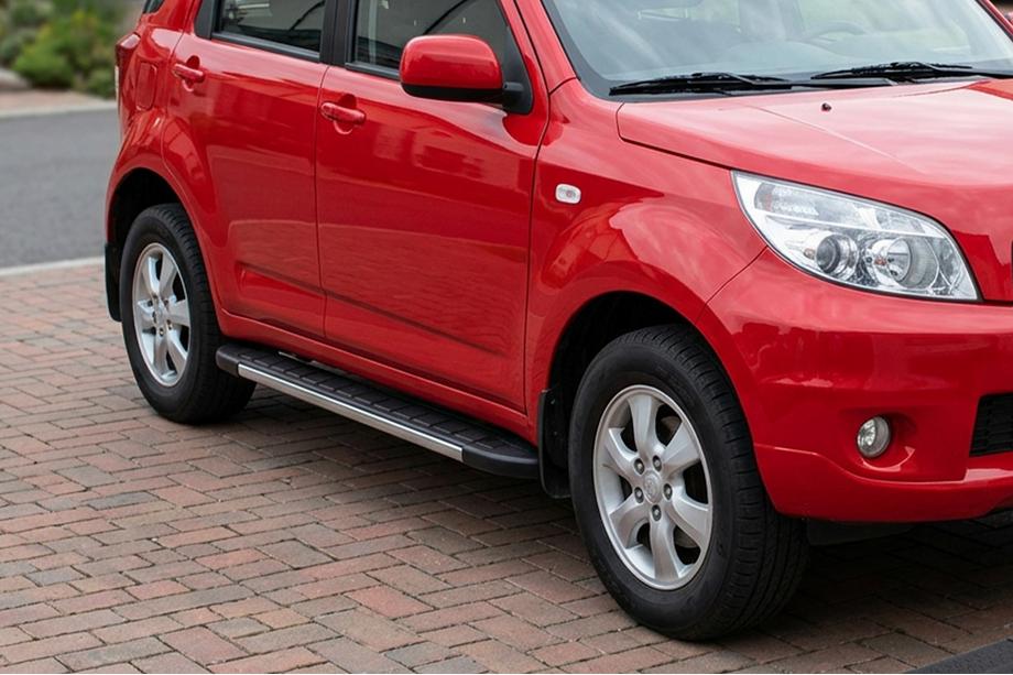 Daihatsu Terios 2006-2017 Praguri Laterale Duru (2 buc, Aluminiu) Image
