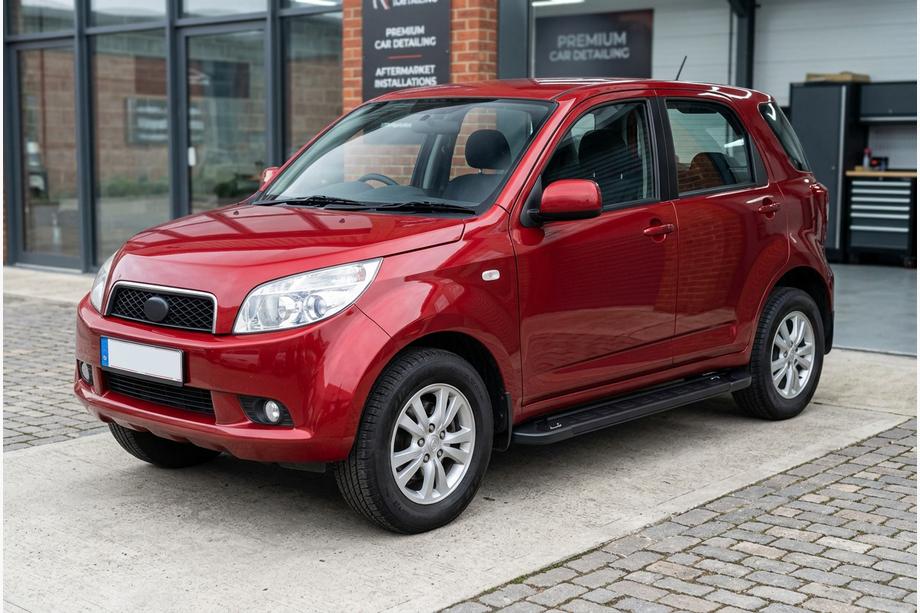 Daihatsu Terios 2006-2017 Praguri Laterale RedLine Black (2 buc, Aluminiu) Image