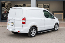 Ford Courier 2014-2023 Praguri Laterale Duru (2 buc, Aluminiu) foto 1