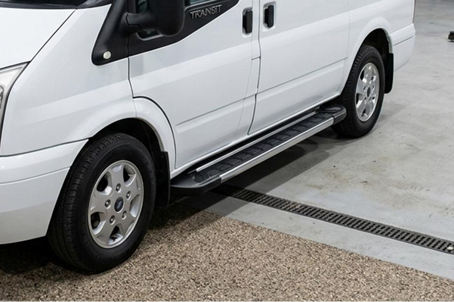 Ford Transit 2000–2014 Praguri Laterale RedLine V1 (2 buc, Aluminiu) Image