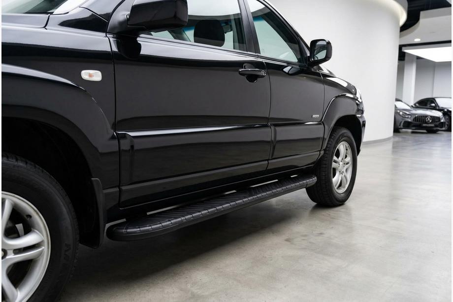 Kia Sportage 2004-2010 Praguri Laterale Bosphorus Black (2 buc, Aluminiu) Image
