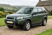 Land Rover Freelander I 1997-2006 Praguri Laterale RedLine Black (2 buc, Aluminiu) foto 1